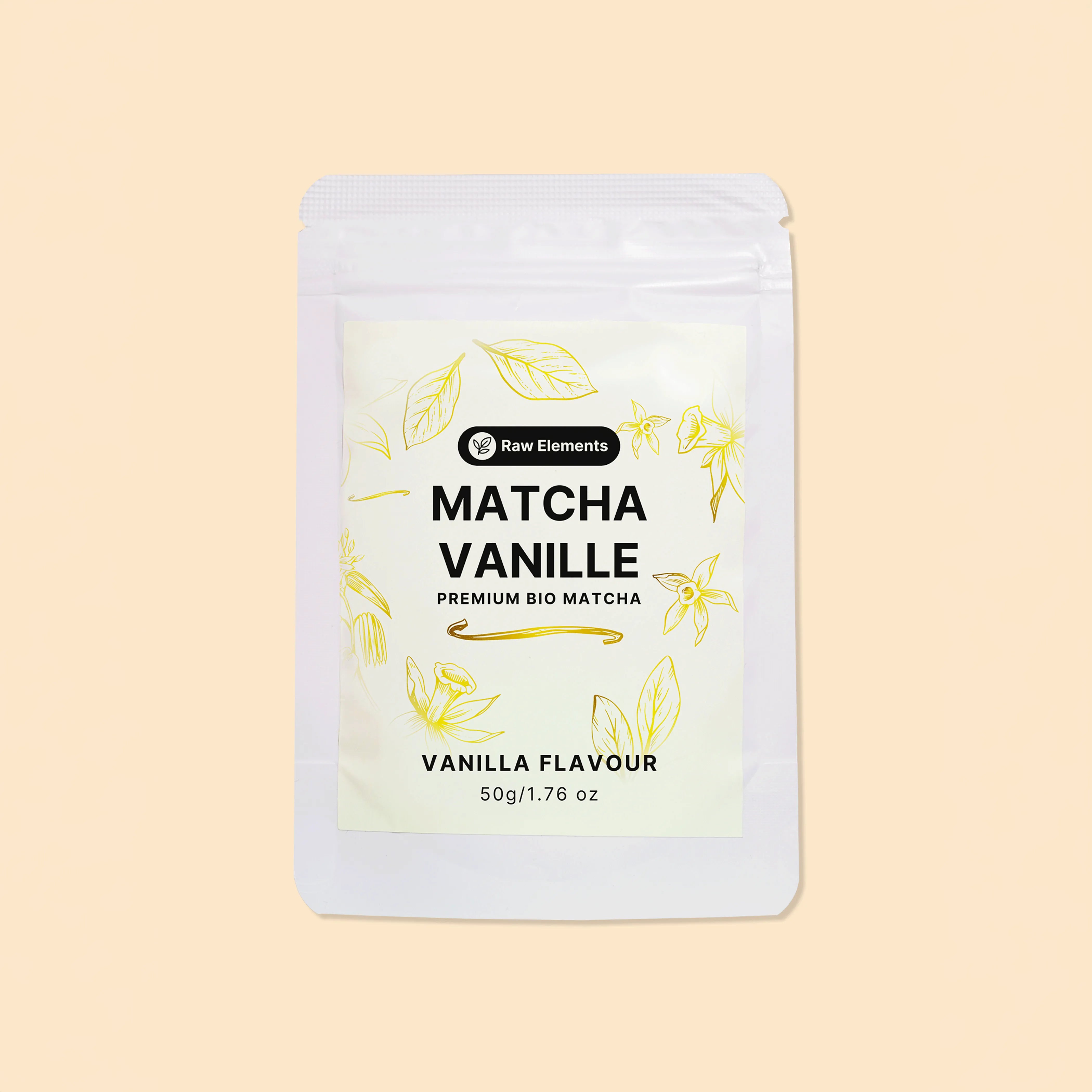 Frontansicht der Raw Elements Bio Matcha Vanille Verpackung (50g) mit eleganten Vanilleblüten-Illustrationen auf beigem Hintergrund.