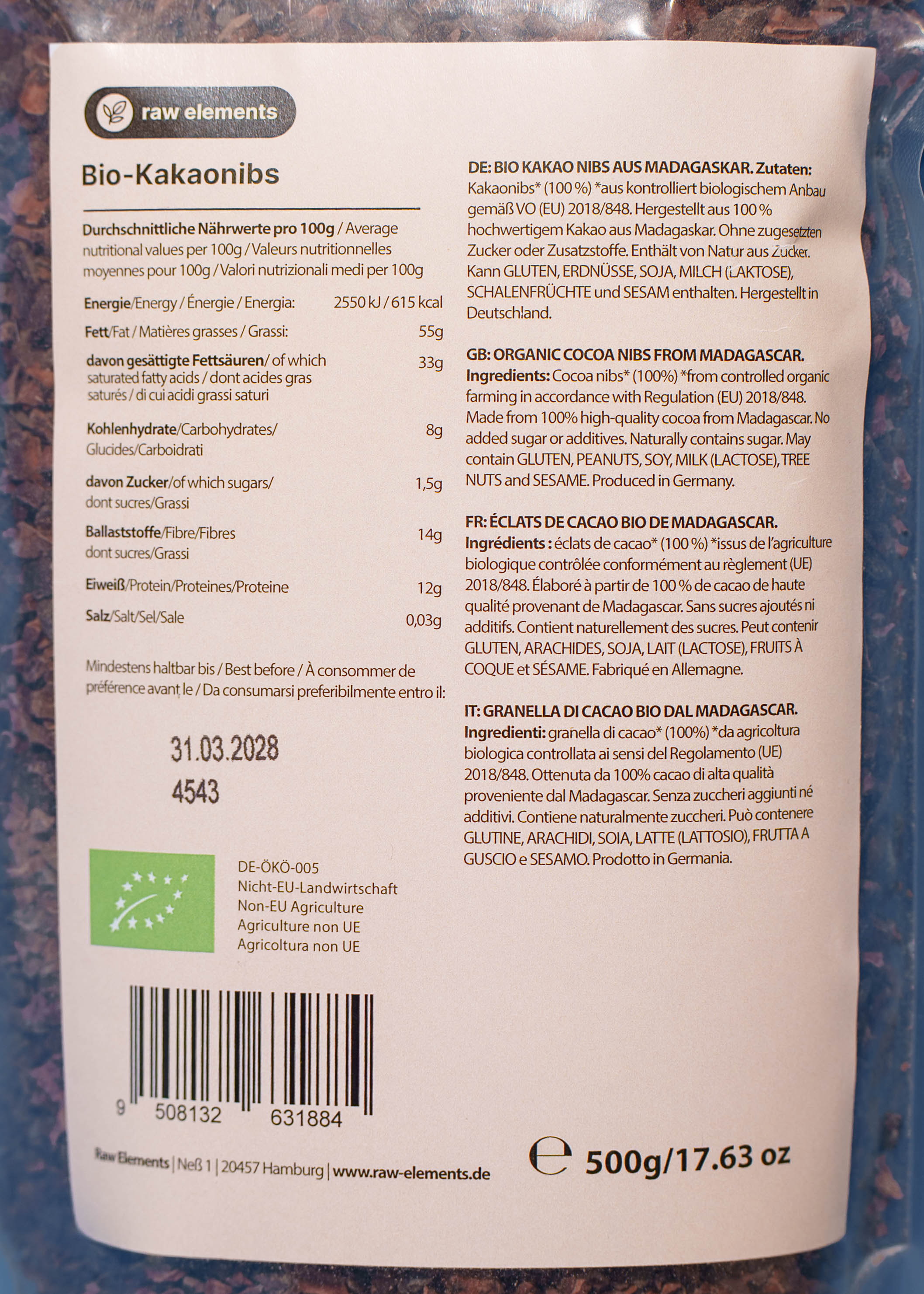 Rückseite der Verpackung der Raw Elements Bio Kakaonibs mit Nährwerttabelle, Zutatenliste und EU-Bio-Zertifizierung.